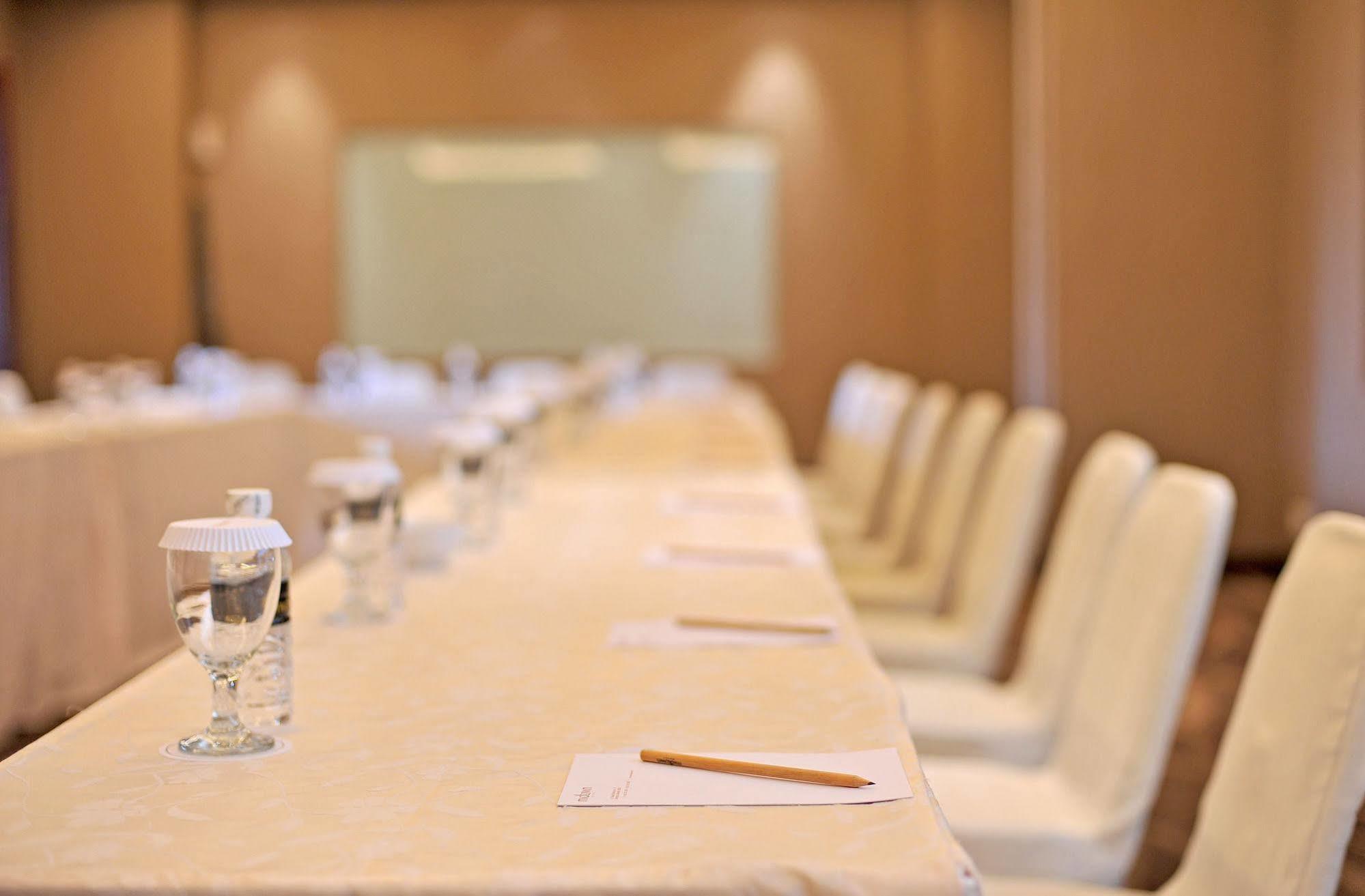Midtown Hotel Surabaya Eksteriør bilde